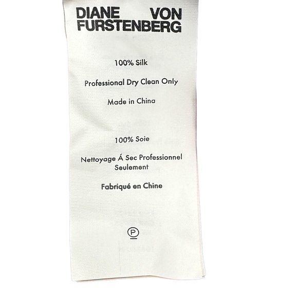 DIANE VON FURSTENBERG Dress Tie Front Silk in Custom Elsden Print - Picture 6 of 6